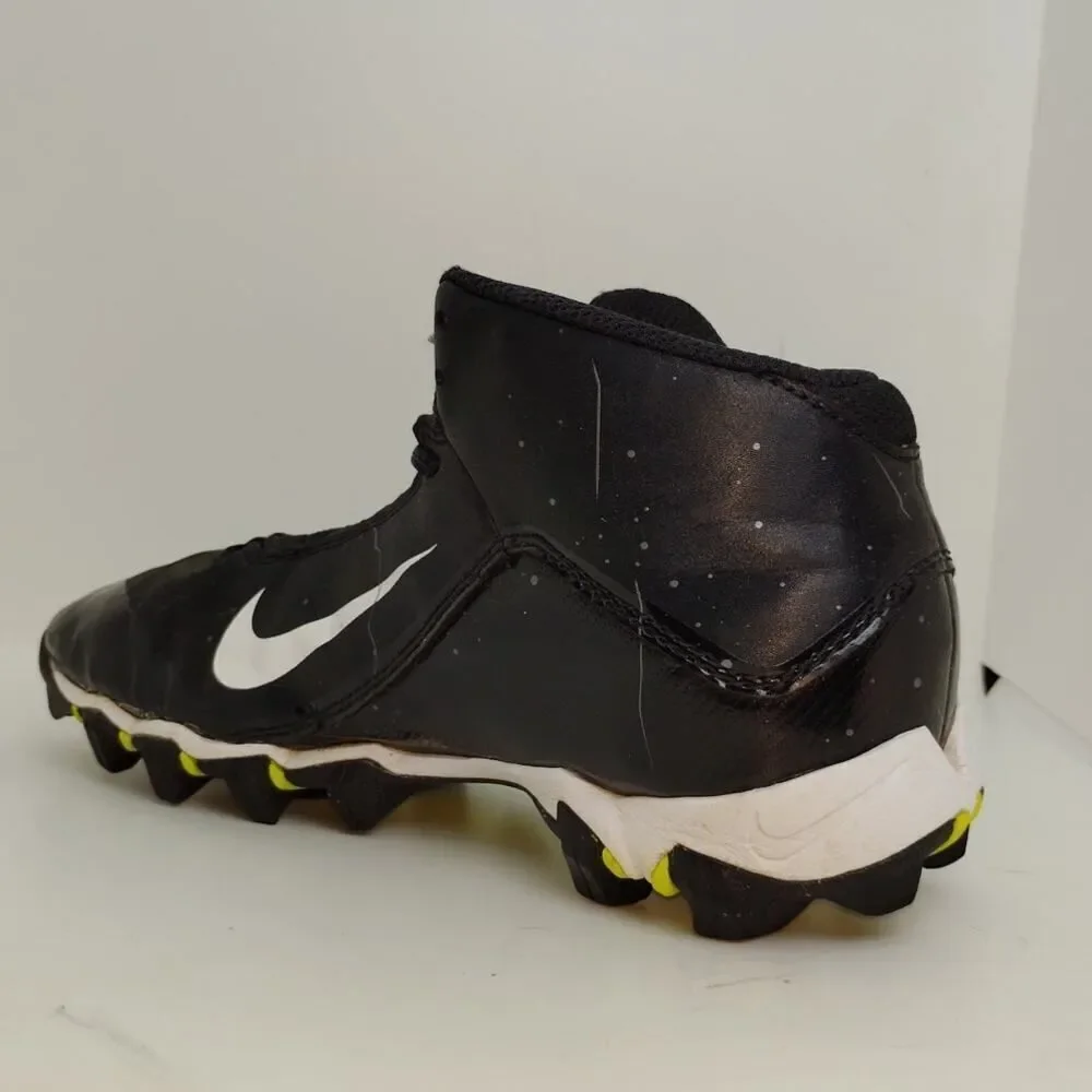 Nike Alpha Shark 2 Boys Black Football Cleats - Size 4.5